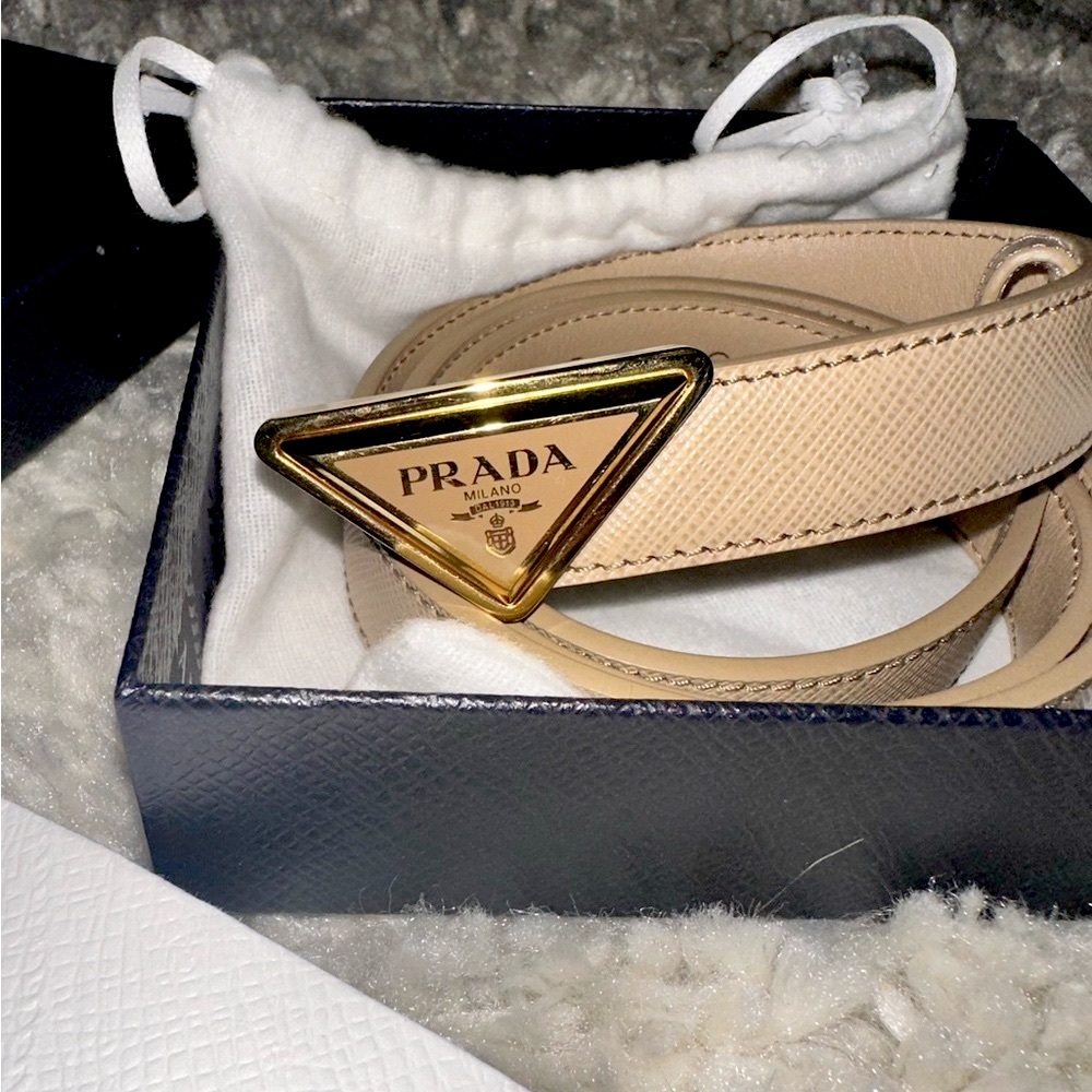 Prada saffiano leather belt